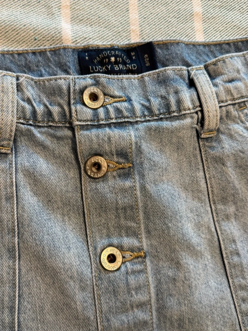 lucky brand denim utility skirt with pockets, women's size 8/29, button down - Picture 9 of 16